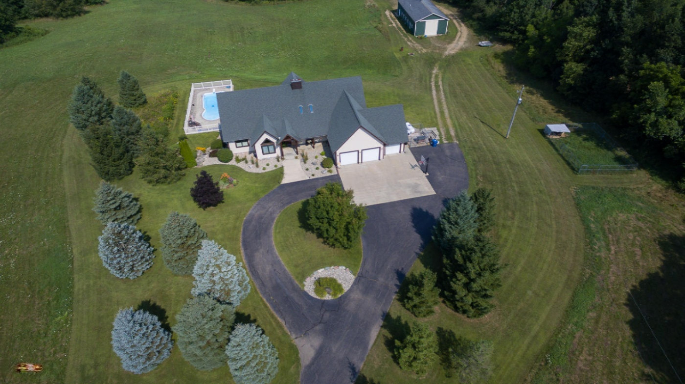 10852 South Enzian Road Delton, MI 49046 - Photo 66 of 75 10852 Enzian - Drone-2