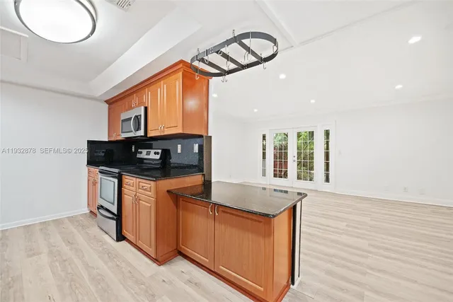 $3,400 | 16681 Northeast 35th Avenue, Unit 3, North Miami Beach, FL 33160