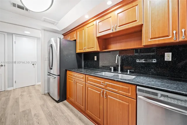 $3,400 | 16681 Northeast 35th Avenue, Unit 3, North Miami Beach, FL 33160