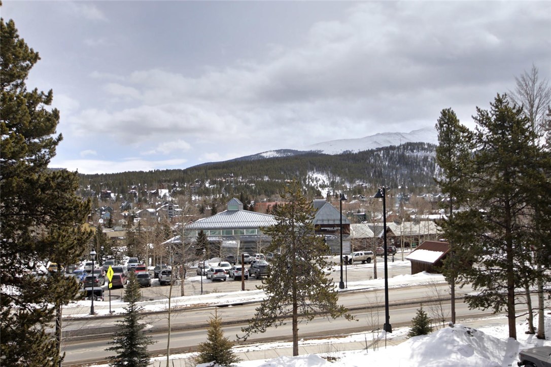 325 Four Oclock Road, Unit 202 Breckenridge, CO 80424 - Photo 10 of 25 Gallery Image 10