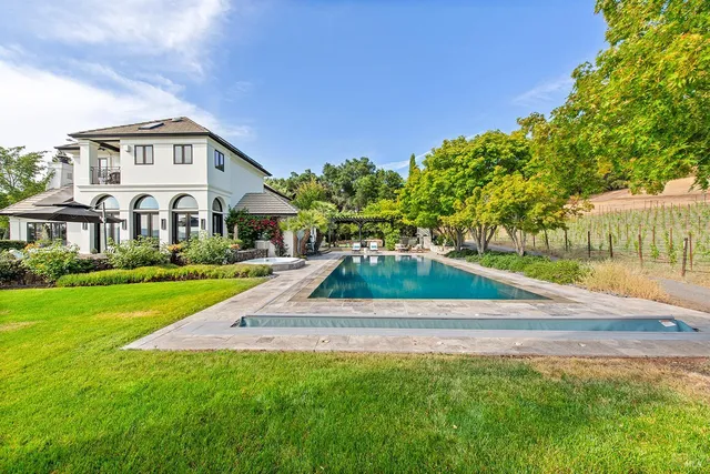 $8,750,000 | 4395 Pine Flat Road, Healdsburg, CA 95448