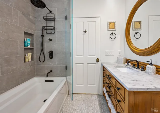 $8,750,000 | 4395 Pine Flat Road, Healdsburg, CA 95448