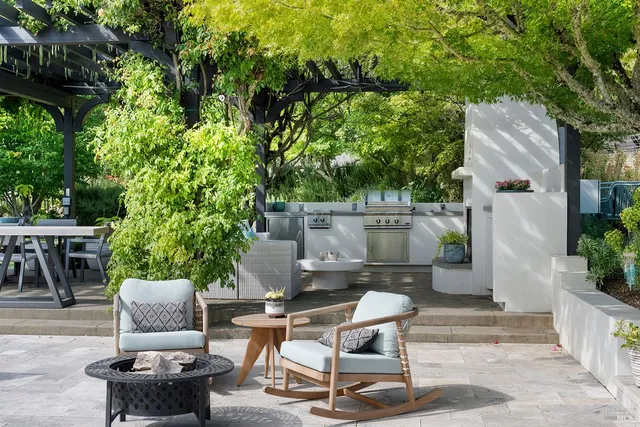 $8,750,000 | 4395 Pine Flat Road, Healdsburg, CA 95448