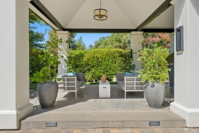 $8,750,000 | 4395 Pine Flat Road, Healdsburg, CA 95448