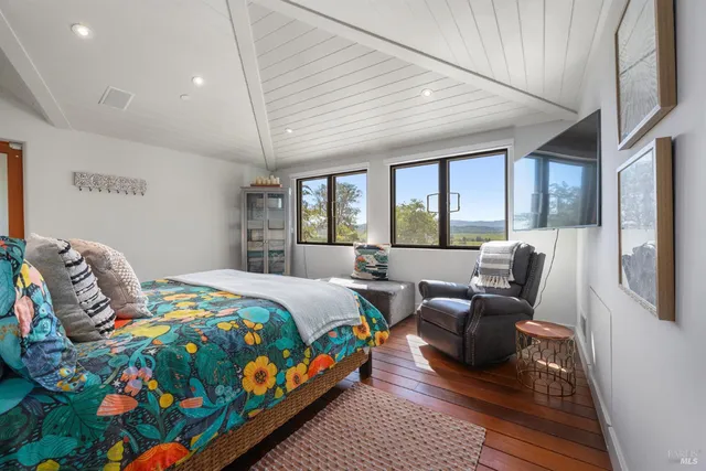 $8,750,000 | 4395 Pine Flat Road, Healdsburg, CA 95448