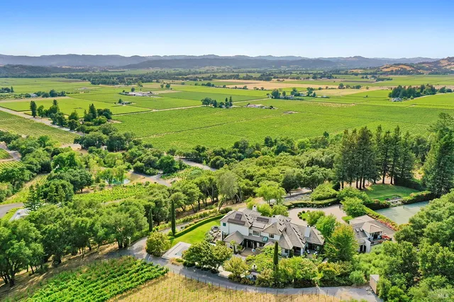 $8,750,000 | 4395 Pine Flat Road, Healdsburg, CA 95448