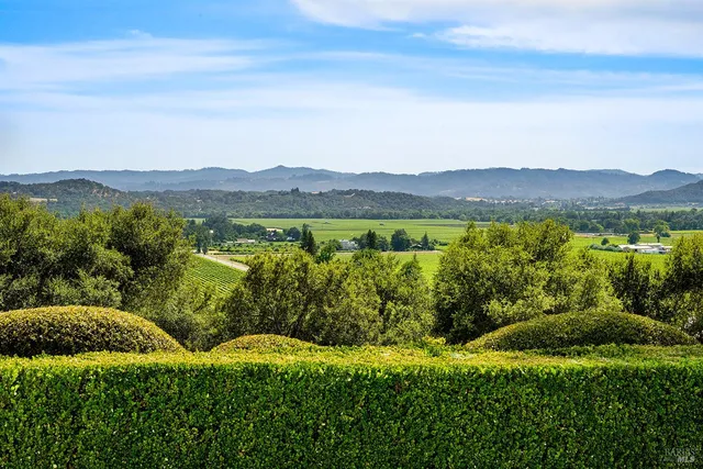 $8,750,000 | 4395 Pine Flat Road, Healdsburg, CA 95448