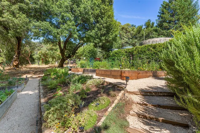 $8,750,000 | 4395 Pine Flat Road, Healdsburg, CA 95448