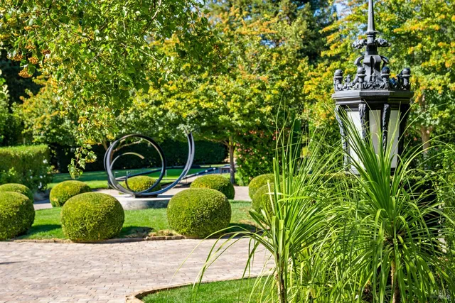 $8,750,000 | 4395 Pine Flat Road, Healdsburg, CA 95448