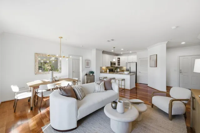 $699,000 | 1445 Fruitdale Avenue, Unit 109, San Jose, CA 95128