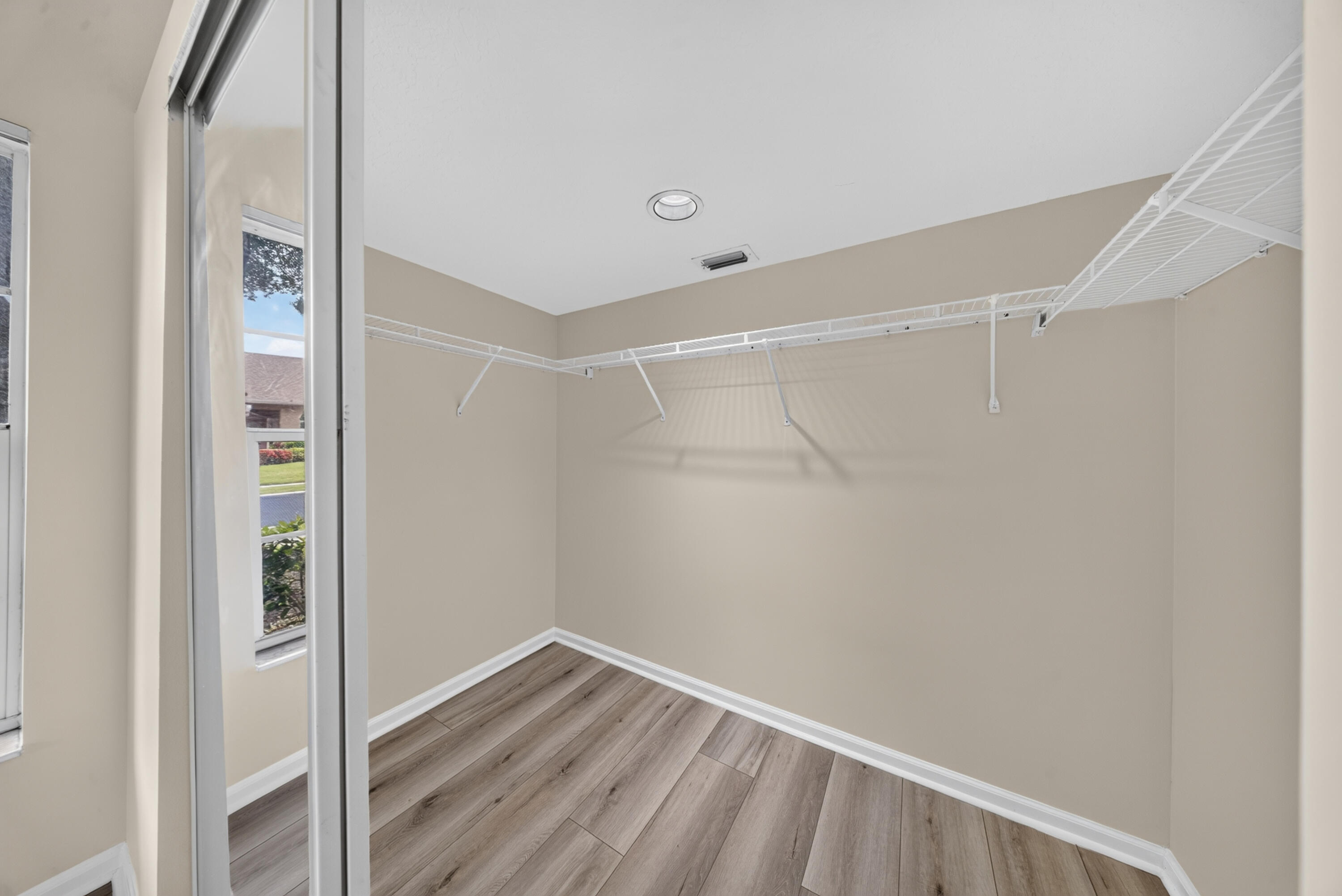 119 Adobe Circle Jupiter, FL 33458 - Photo 16 of 43 DSC02883