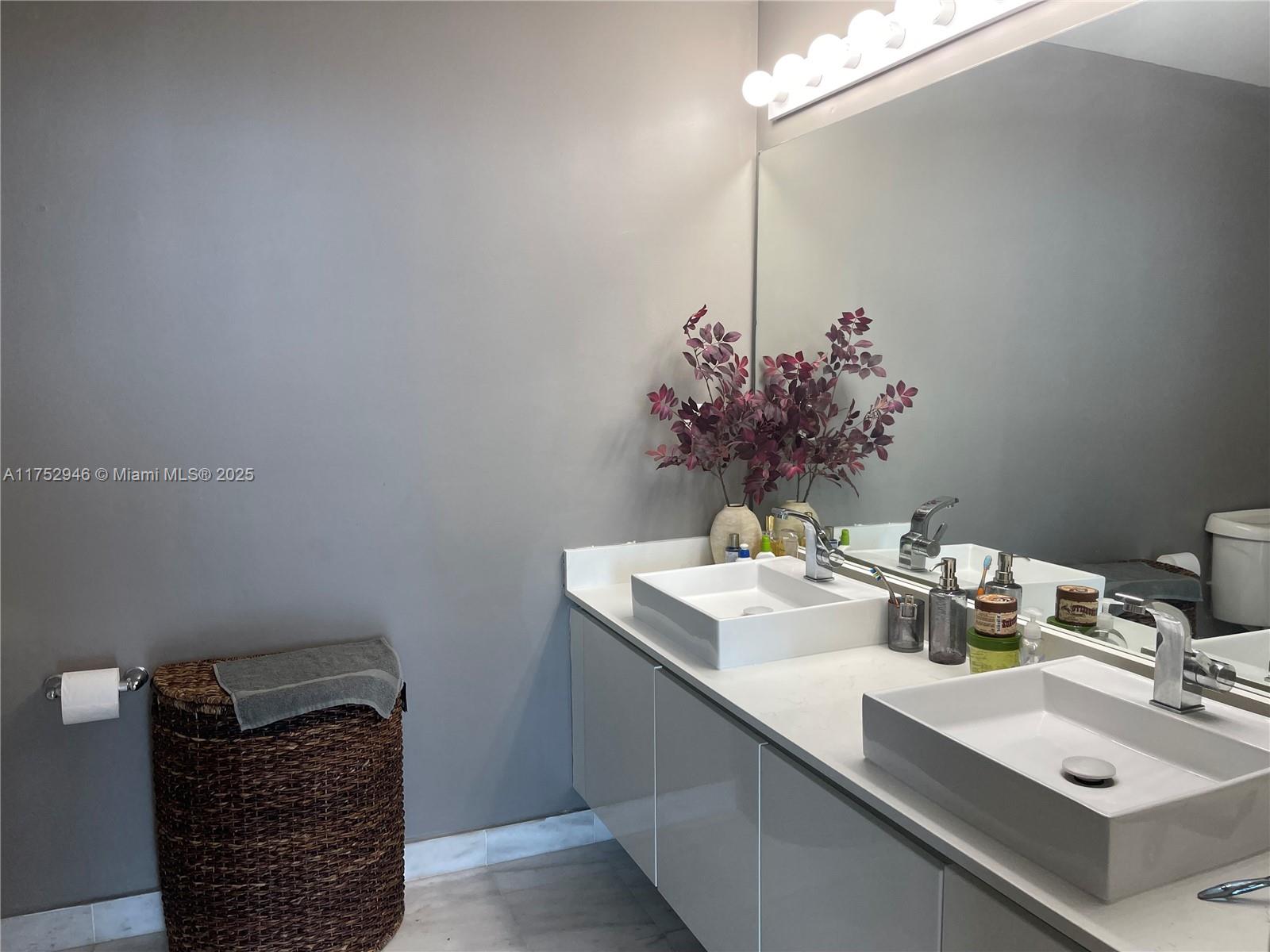 601 Northeast 36th Street, Unit 1009 Miami, FL 33137 - Photo 16 of 30