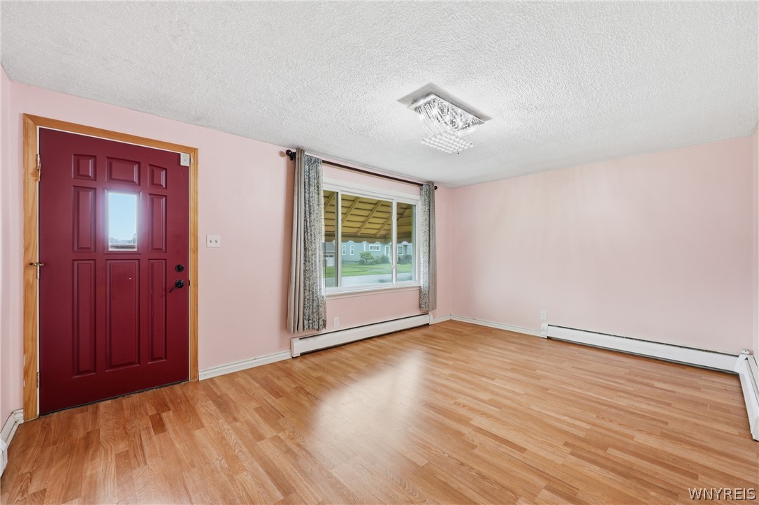 512 Huth Road Cheektowaga, NY 14225 - Photo 4 of 25