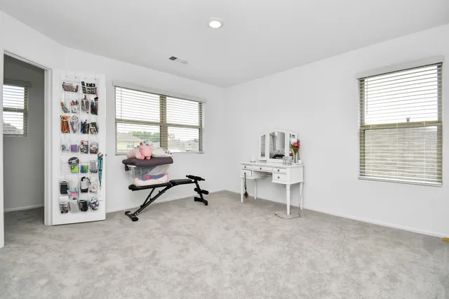 $2,099 | 18606 Rosehill Pr Drive, New Caney, TX 77357