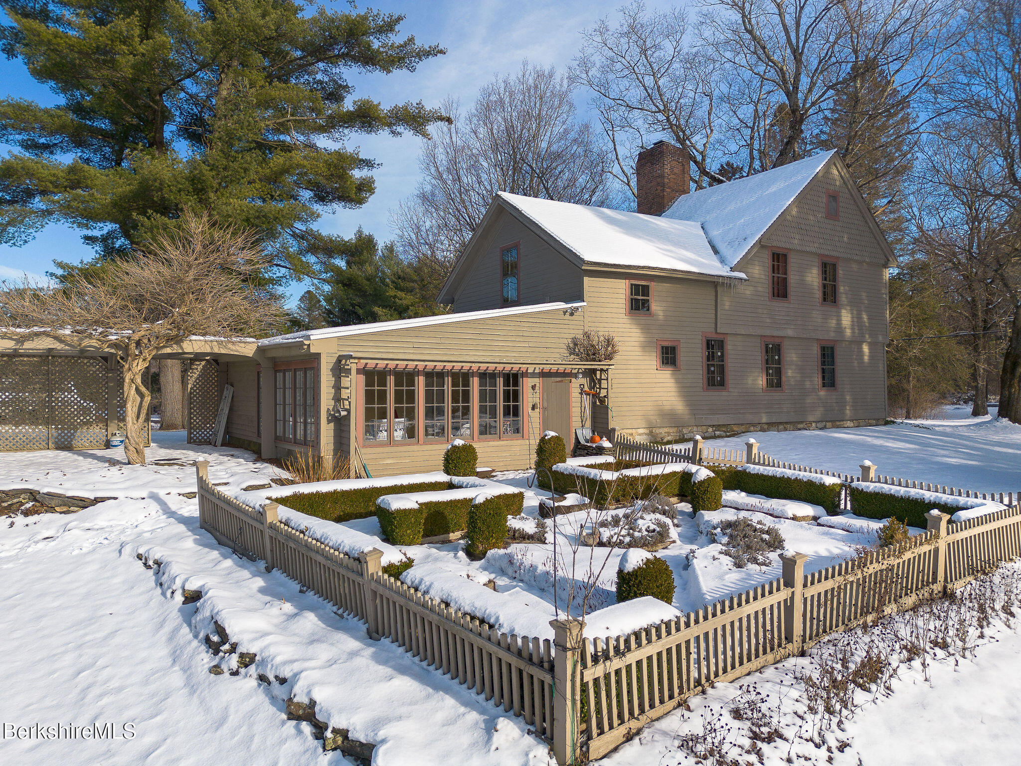 18 Goodrich Street Stockbridge, MA 01262 - Photo 1 of 63 18-goodrich-st-3