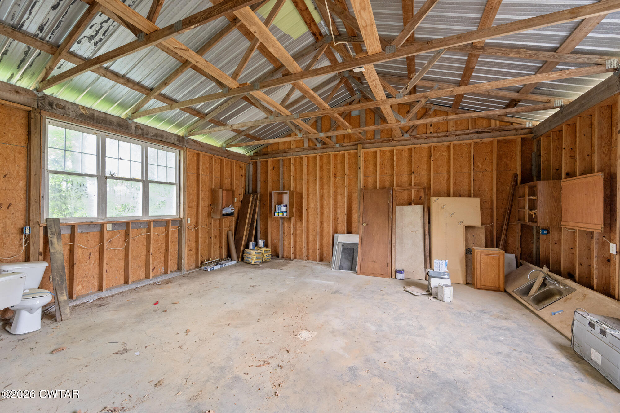 2827 Chapel Hill Road McKenzie, TN 38201 - Photo 39 of 40 a view of an empty room with windows
