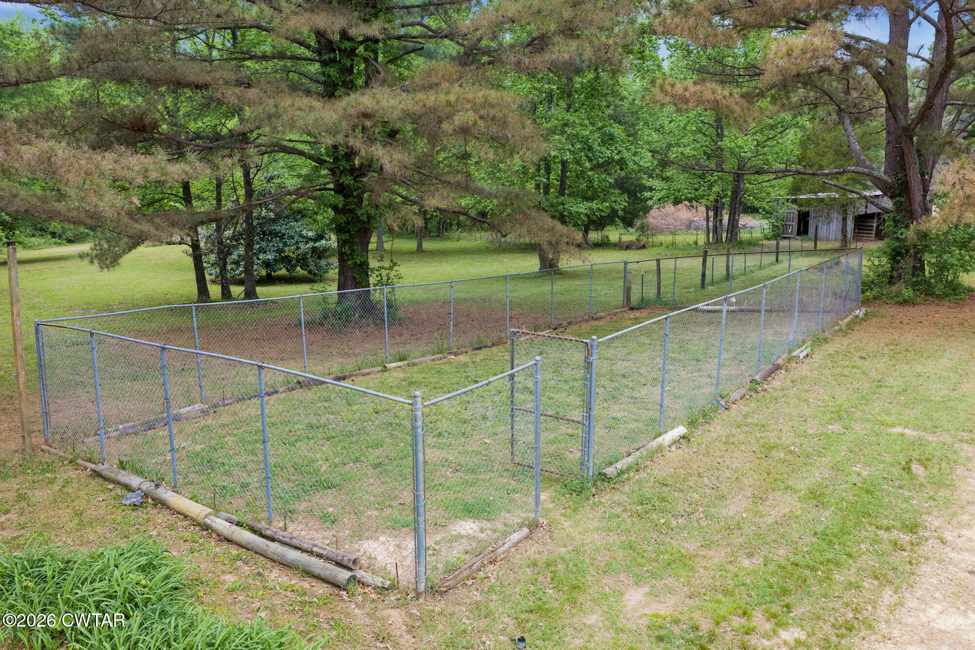 2827 Chapel Hill Road McKenzie, TN 38201 - Photo 8 of 40 a view of a tennis court