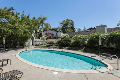 $2,195,000 | 2427 Sharon Oaks Drive, Menlo Park, CA 94025