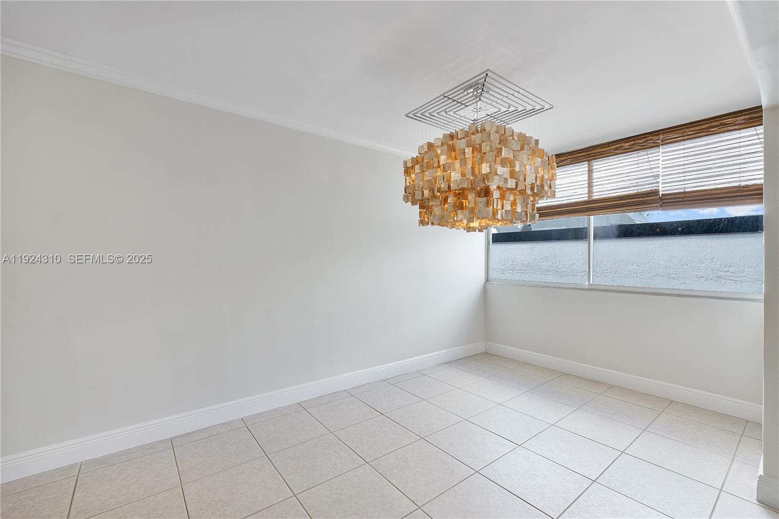 2977 McFarlane Road, Unit 9 Miami, FL 33133 - Photo 12 of 41 a view of room window