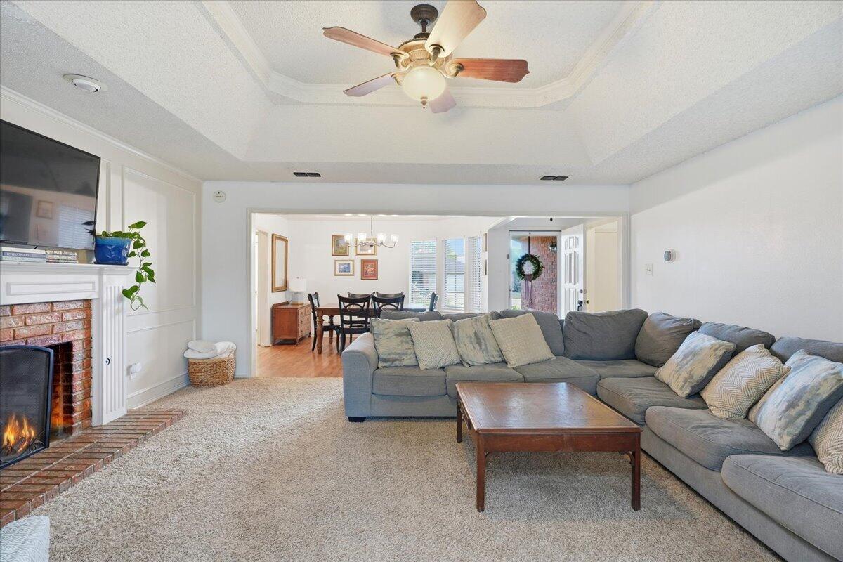 6009 72nd Street Lubbock, TX 79424 - Photo 5 of 29 05-6009_72nd_st_005