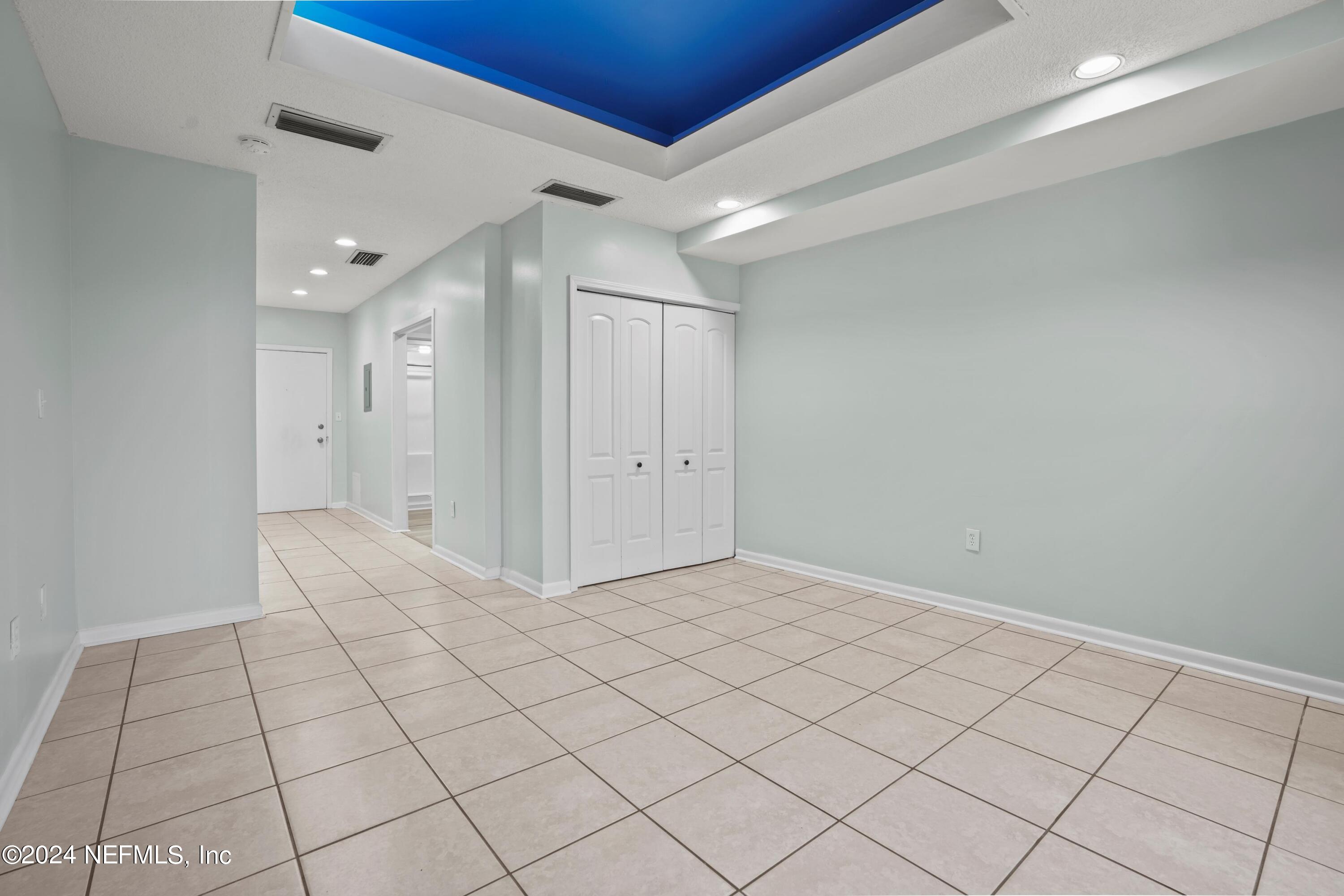 3155 Ravines Road, Unit 3506 Middleburg, FL 32068 - Photo 9 of 20 a view of an empty room