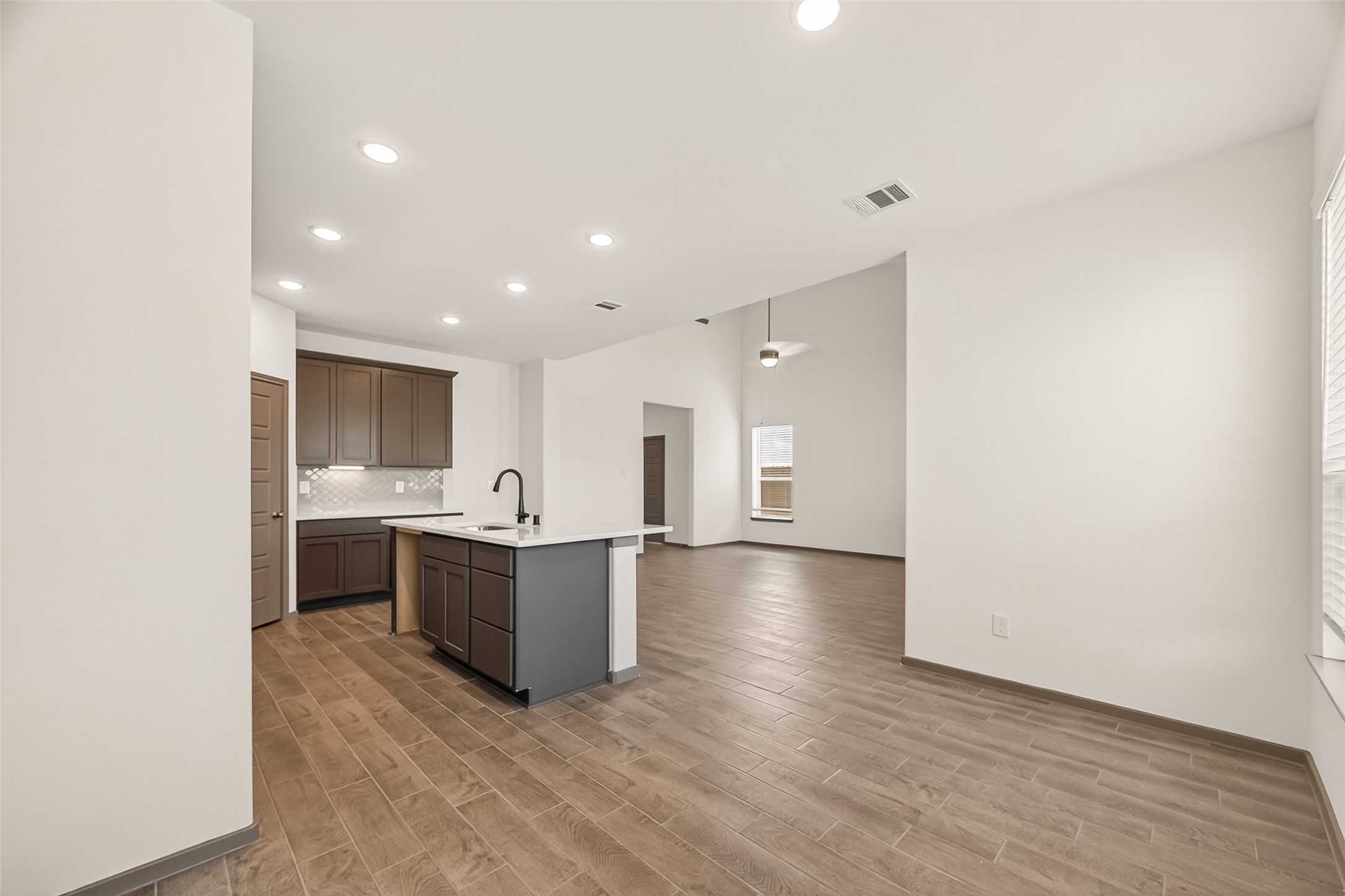 13310 Prado Ridge Lane Rosharon, TX 77583 - Photo 13 of 48