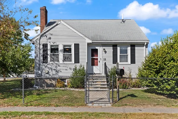 $675,000 | 11 Riverside Avenue, Quincy, MA 02169