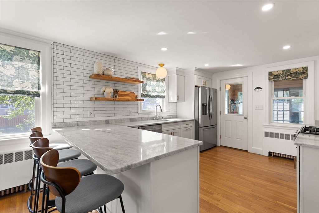 11 Riverside Avenue Quincy, MA 02169 - Photo 12 of 31