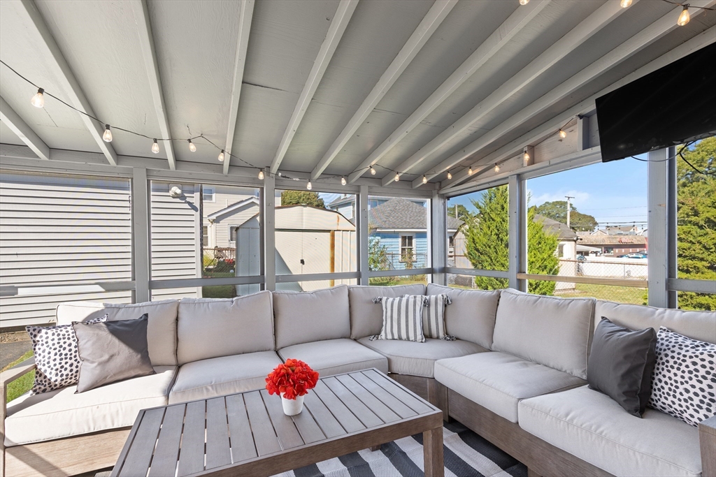 11 Riverside Avenue Quincy, MA 02169 - Photo 25 of 31