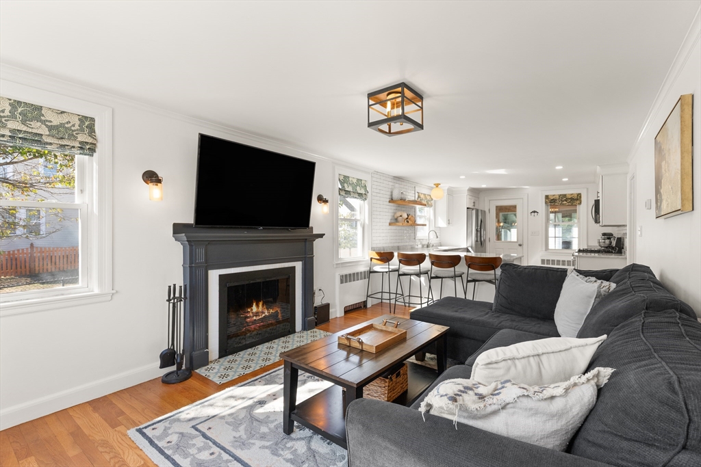 11 Riverside Avenue Quincy, MA 02169 - Photo 8 of 31