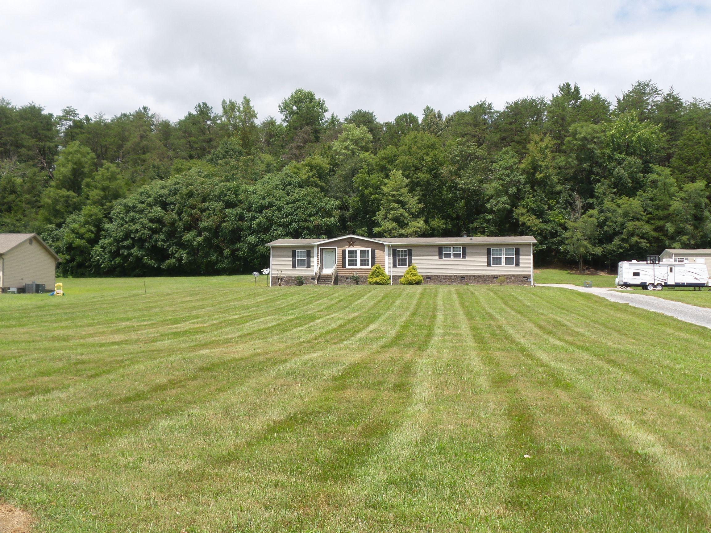 364 McGaha Chapel Road Cosby, TN 37722 - Photo 37 of 37 20150807_084350