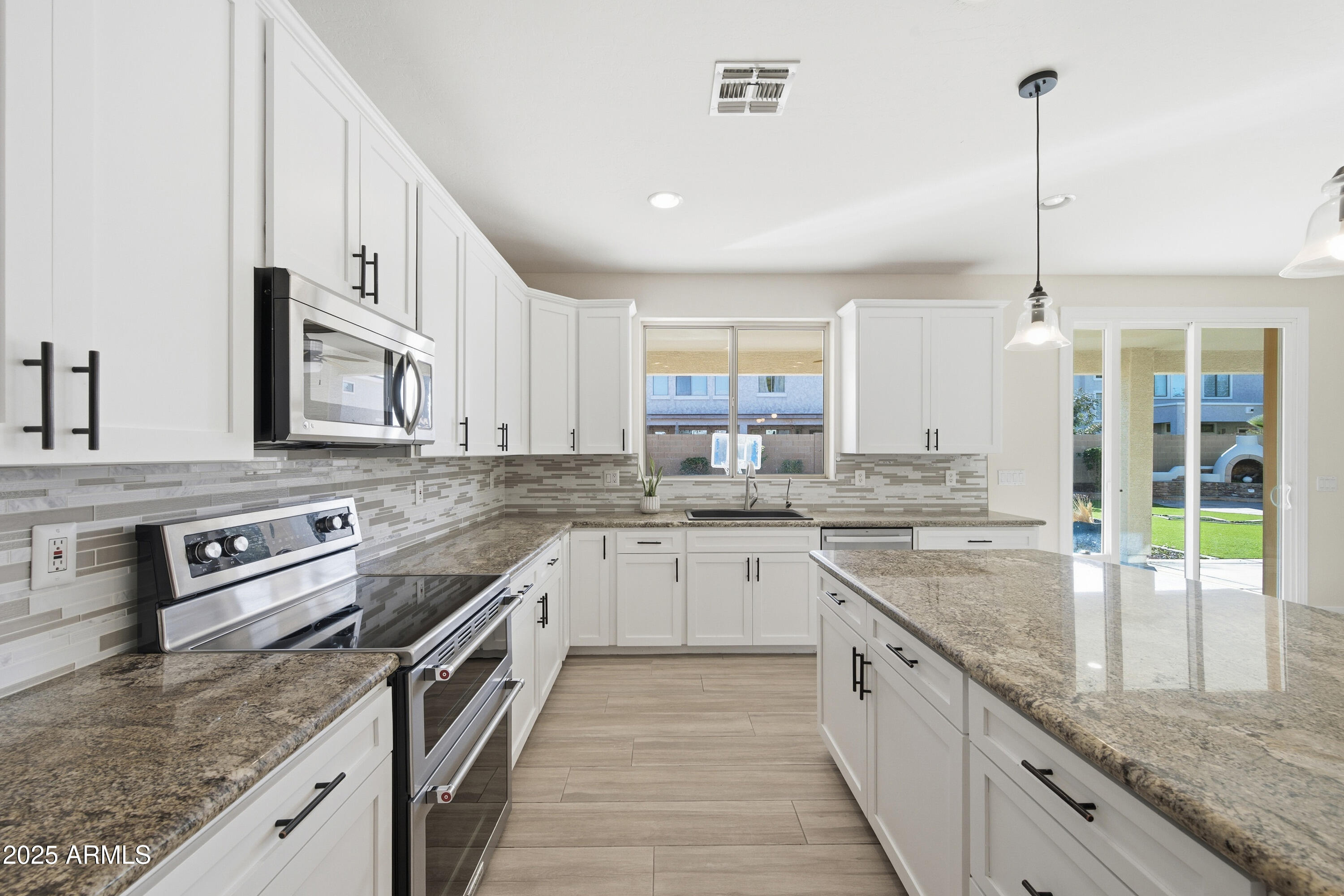 331 East Phelps Street Gilbert, AZ 85295 - Photo 16 of 47 16_dsc_6842