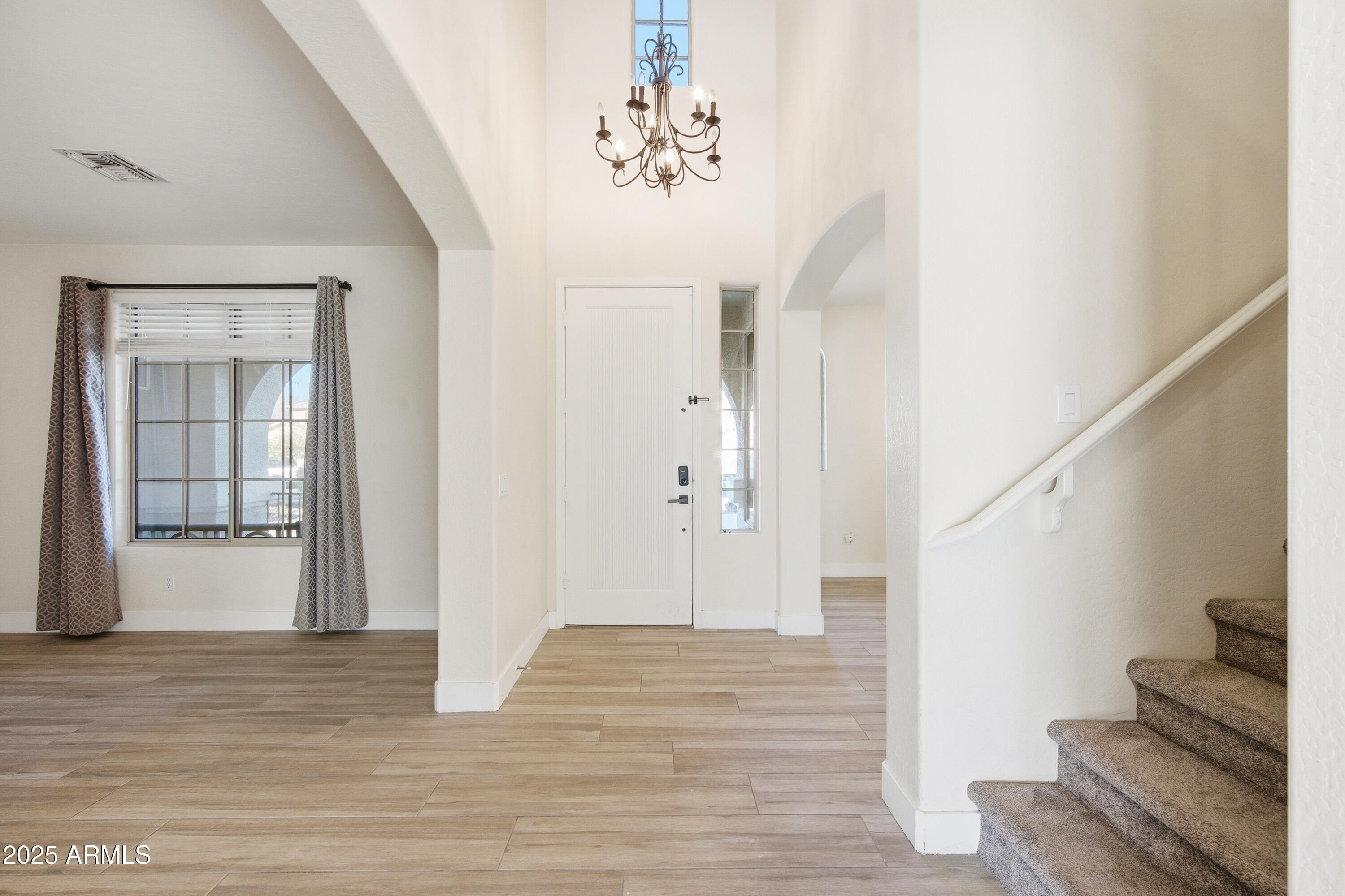 331 East Phelps Street Gilbert, AZ 85295 - Photo 5 of 47 5_dsc_6791