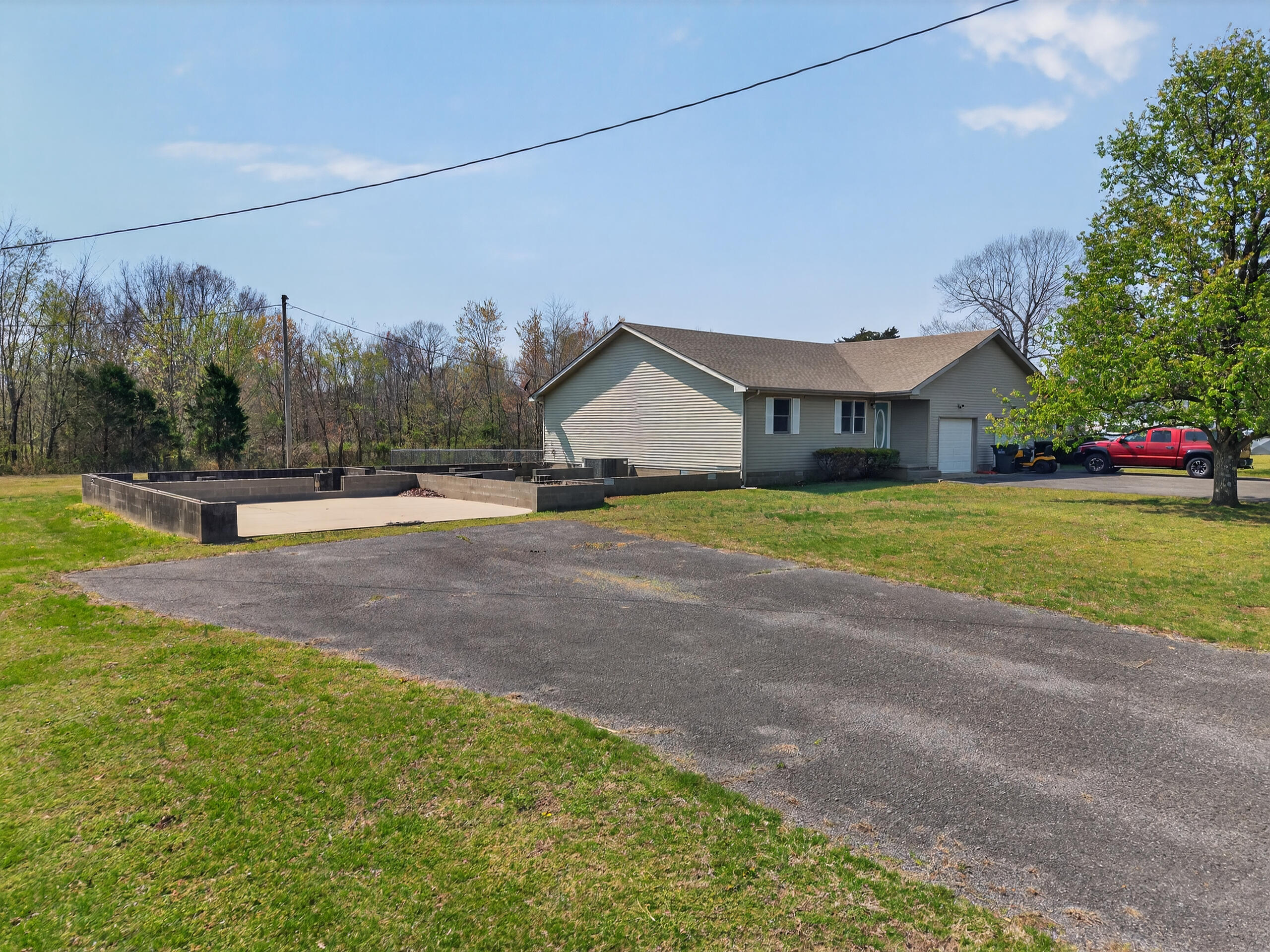 407-409 Walnut Road Boaz, KY 42027 - Photo 27 of 35 Additional Foundation