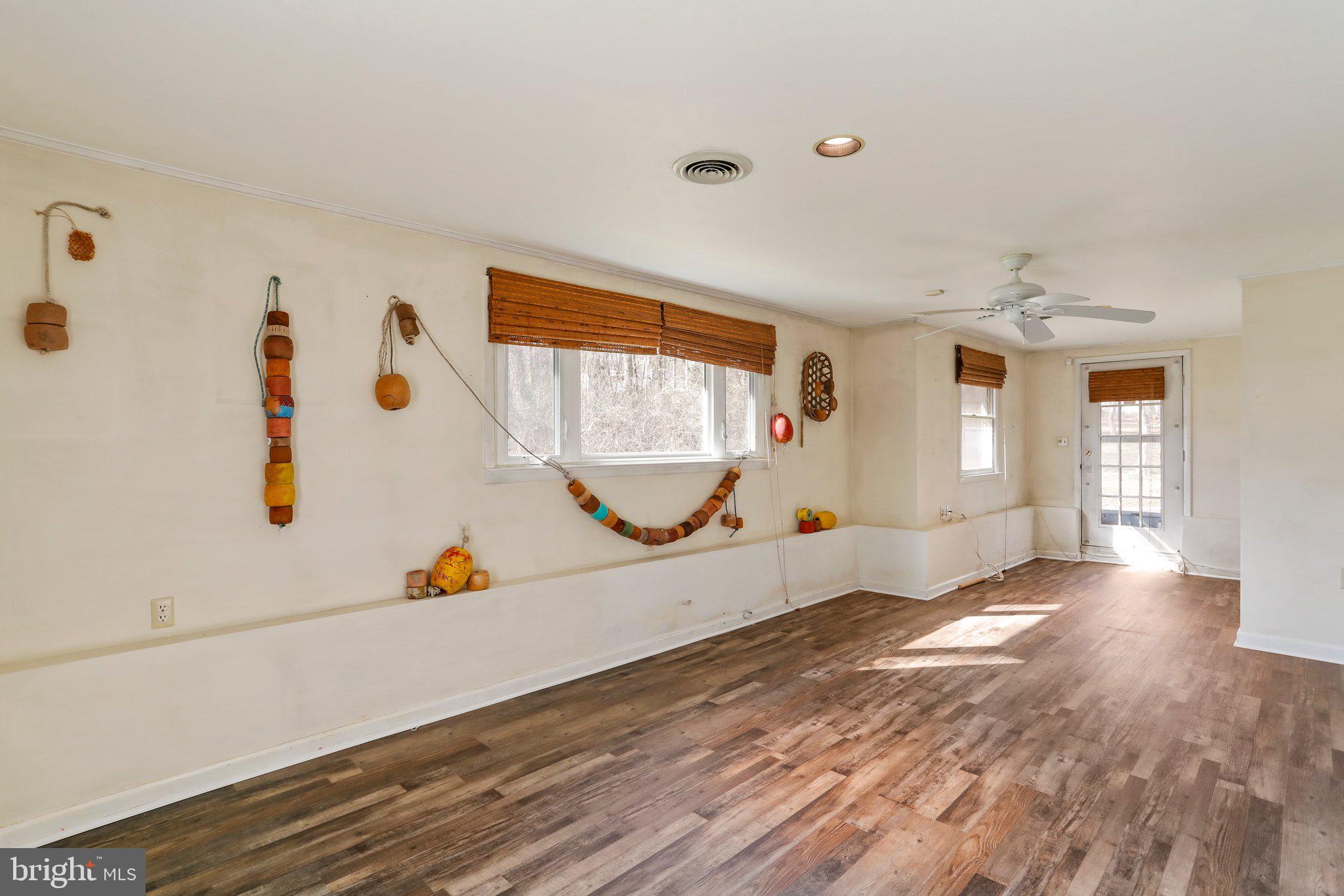 112 Riverview Drive Falling Waters, WV 25419 - Photo 19 of 47