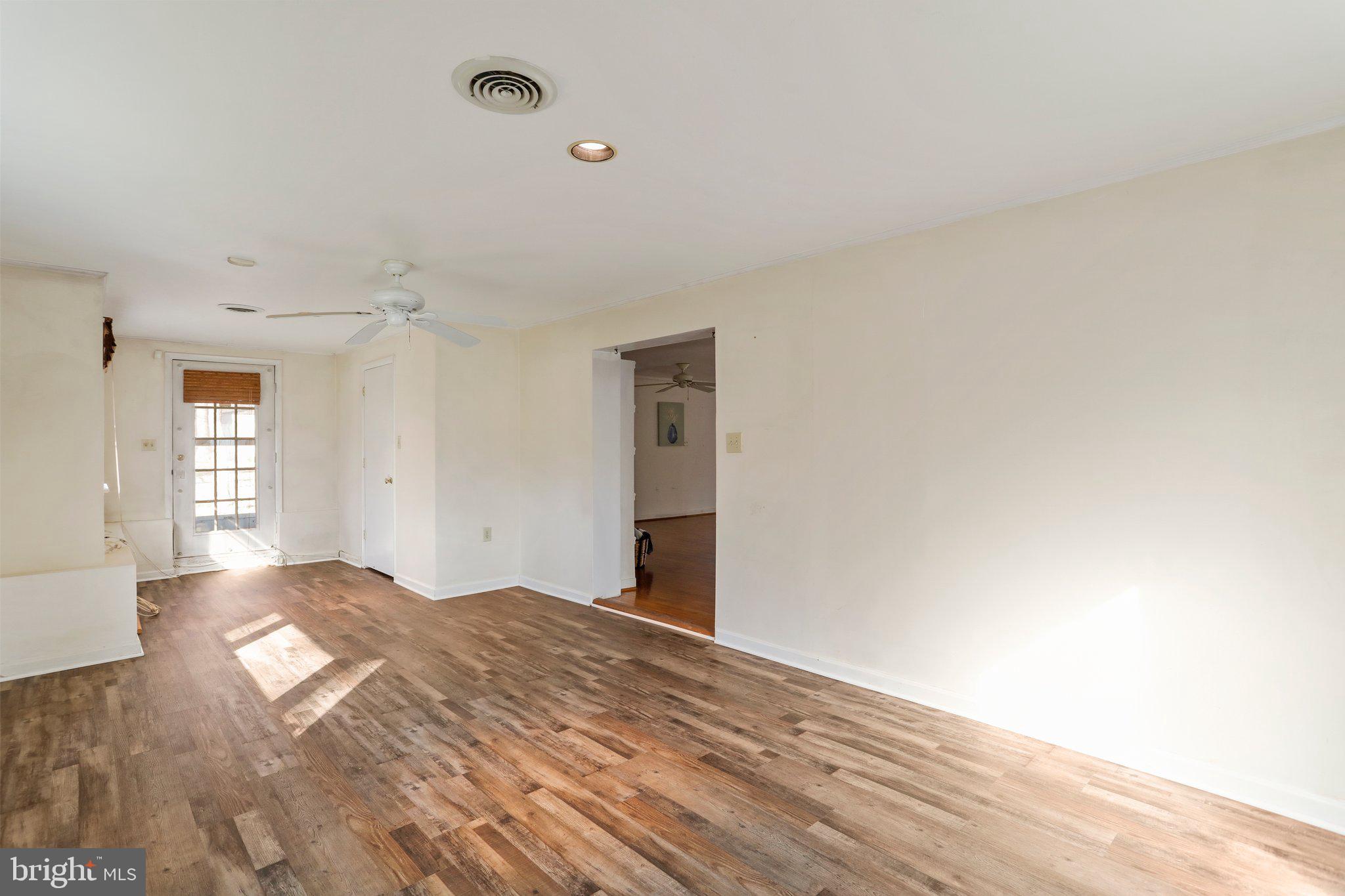 112 Riverview Drive Falling Waters, WV 25419 - Photo 20 of 47