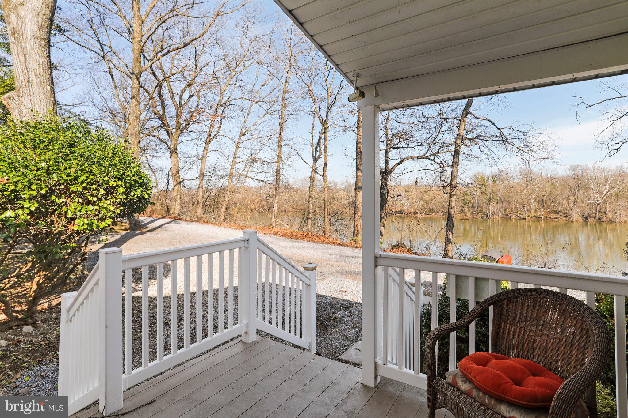 112 Riverview Drive Falling Waters, WV 25419 - Photo 6 of 47