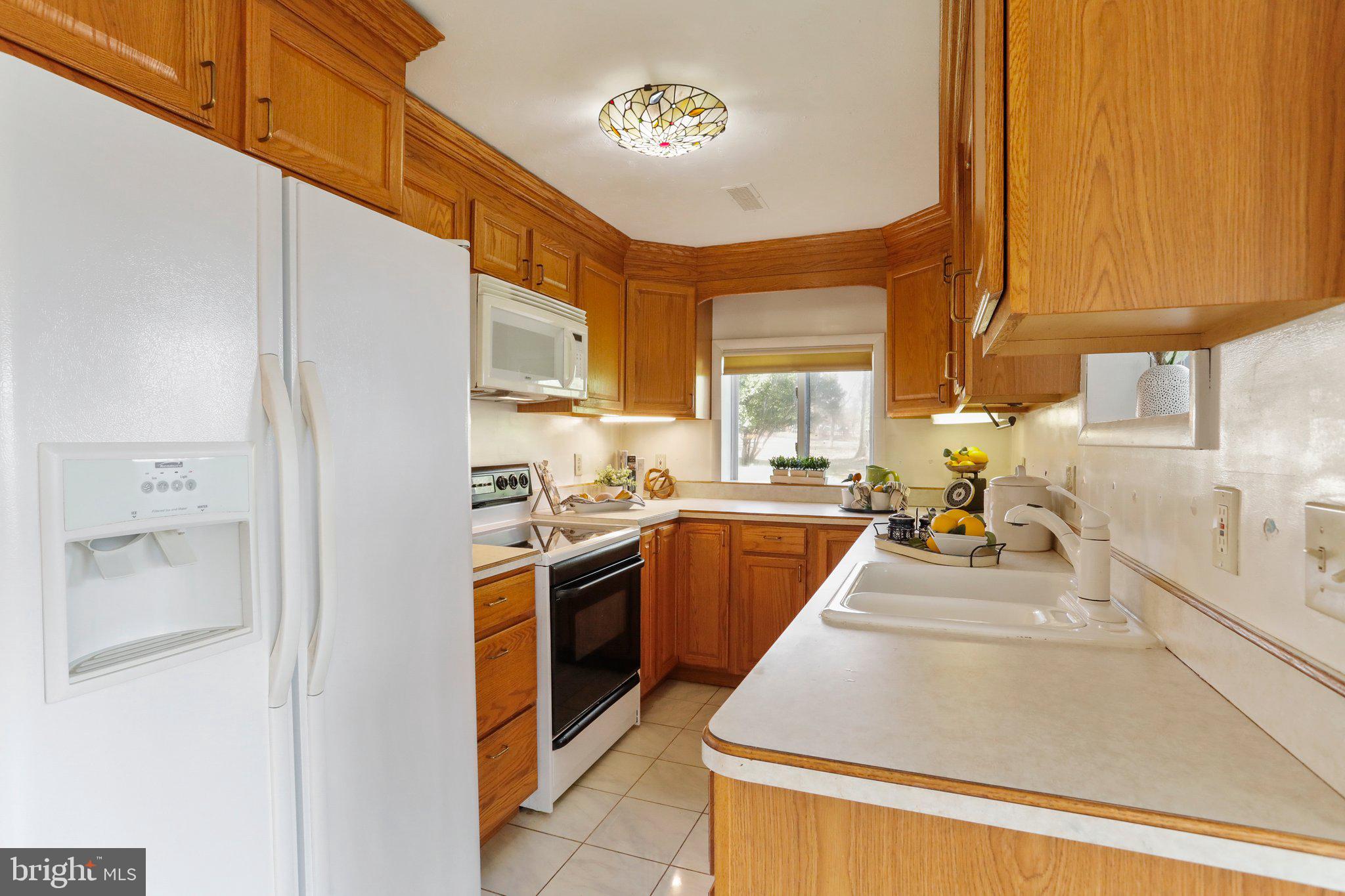 112 Riverview Drive Falling Waters, WV 25419 - Photo 9 of 47