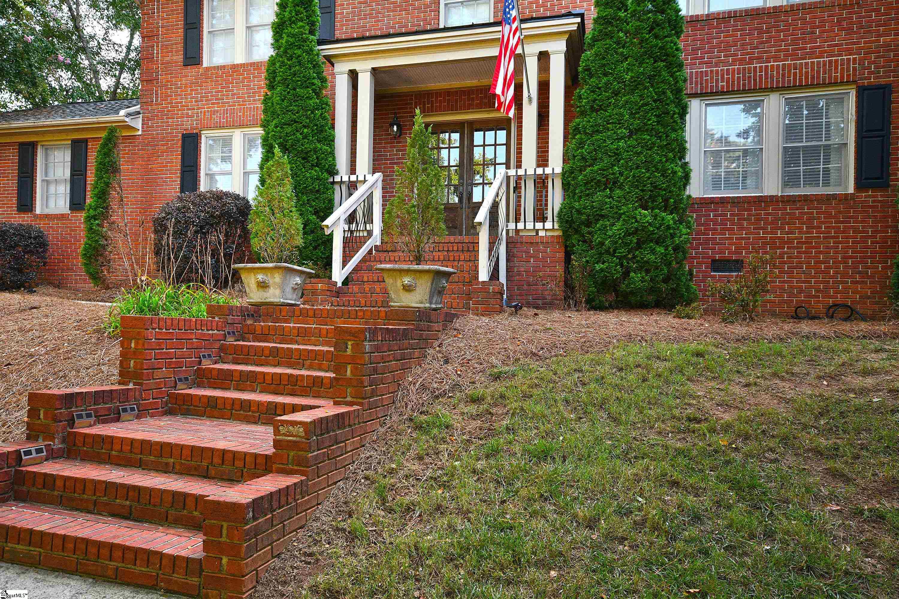 209 Pine Ridge Drive Easley, SC 29642 - Photo 35 of 43 Gallery Image 35