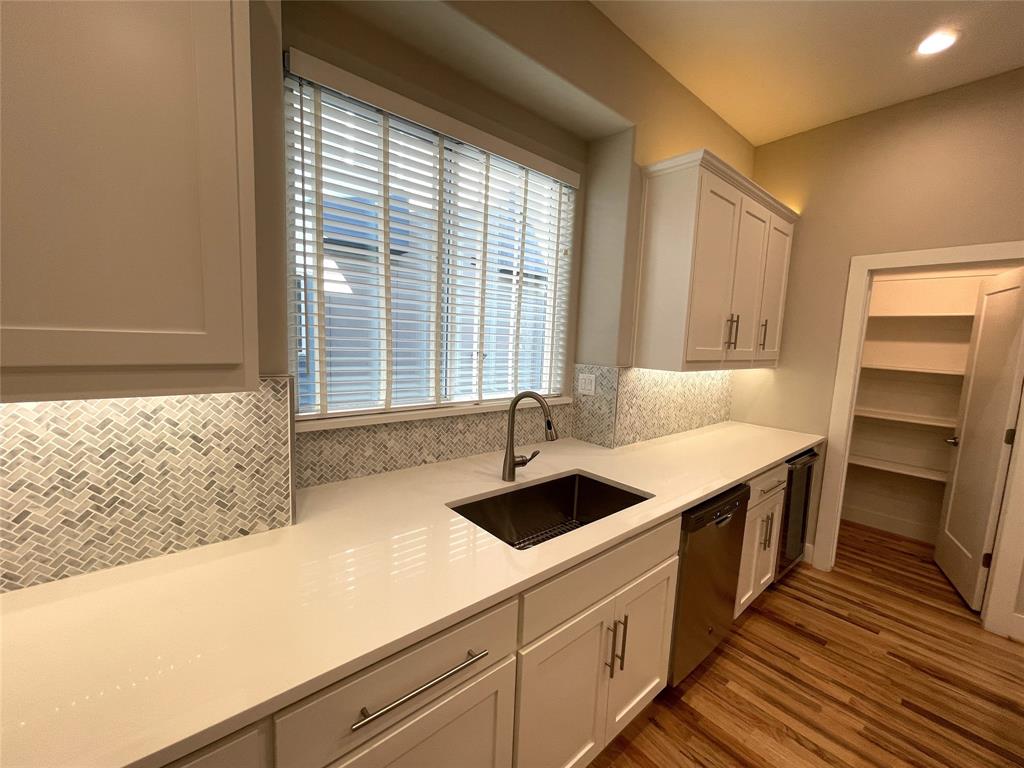 4910 Live Oak Street, Unit 7 Dallas, TX 75206 - Photo 6 of 24