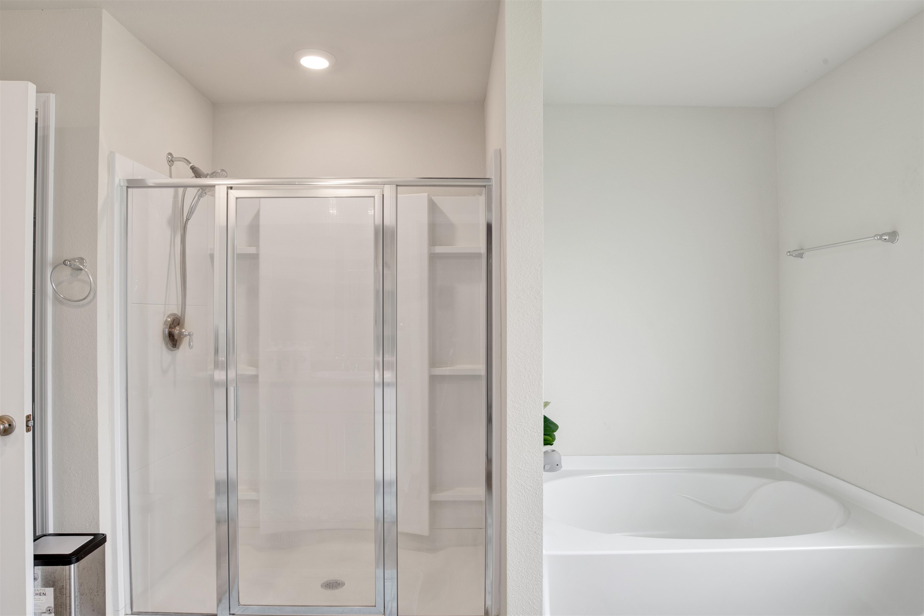 309 Hartenstein Road Foley, AL 36535 - Photo 14 of 23 Garden Tub and Separate Shower