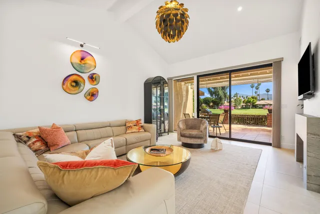 $799,000 | 201 Las Lomas, Palm Desert, CA 92260