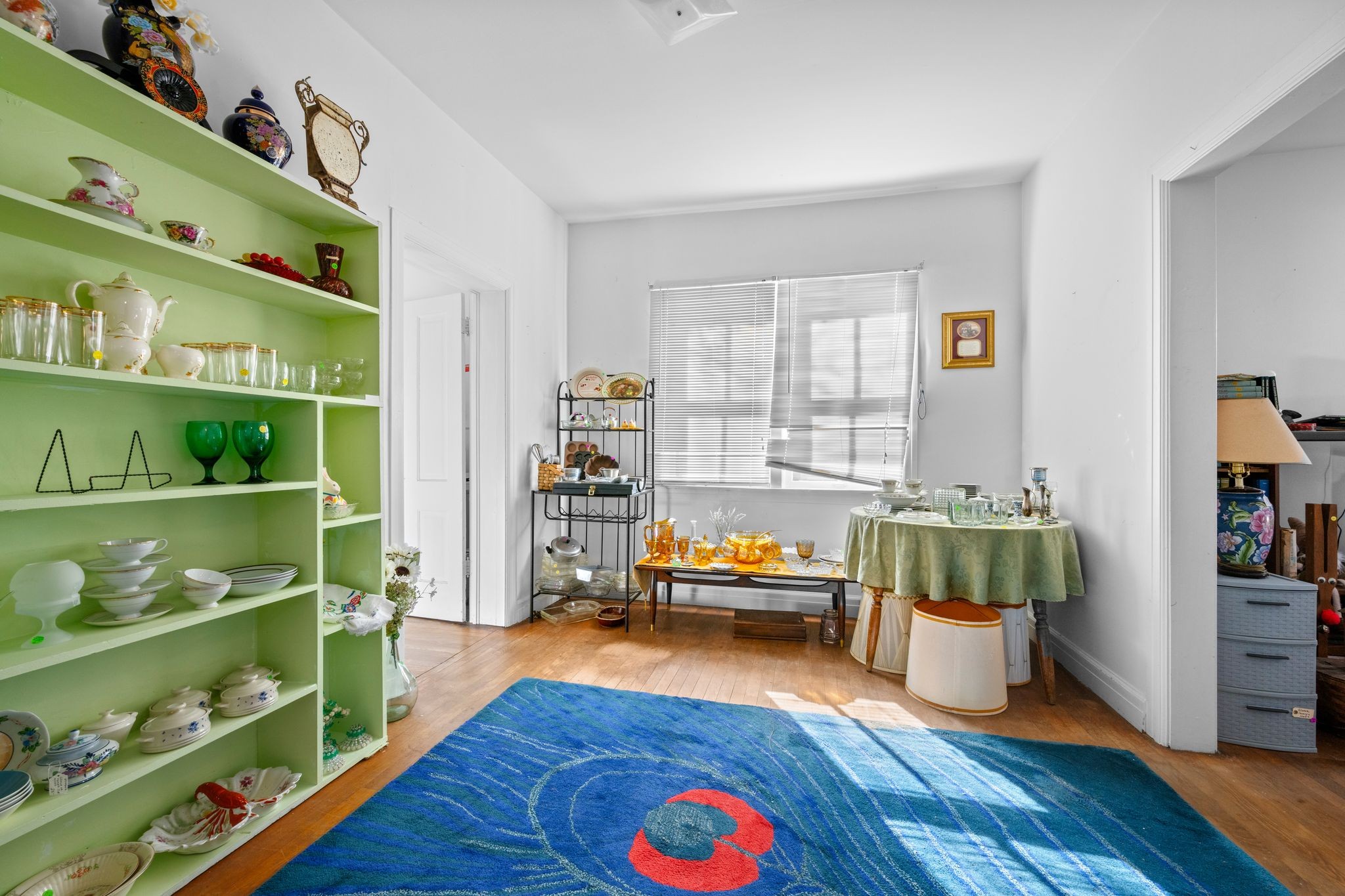 104 Bank Avenue Centerville, TN 37033 - Photo 8 of 18 a living room with furniture and a wooden floor