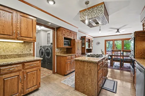 $664,000 | 2304 Riivendell Drive, New Lenox, IL 60451