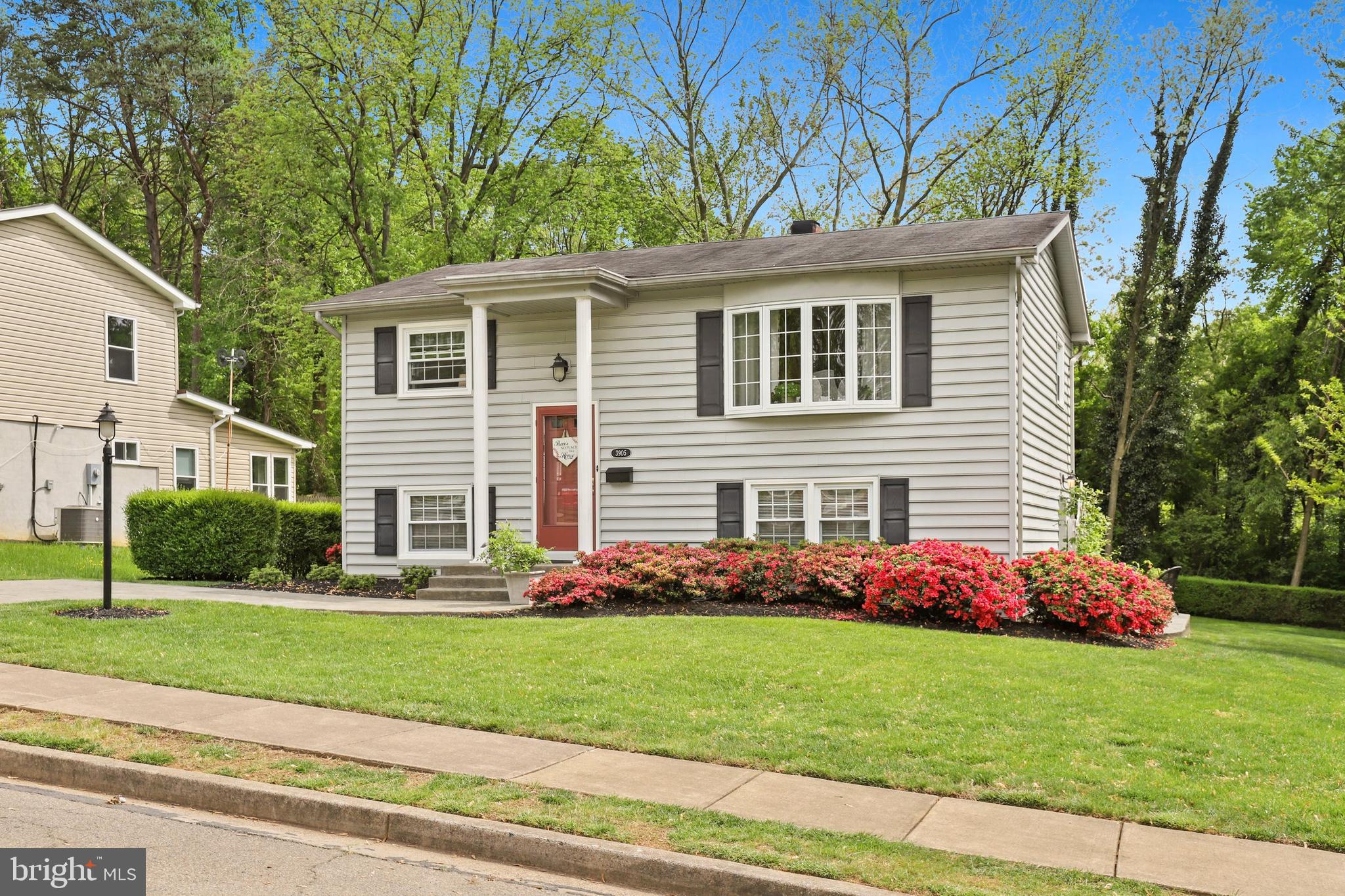3905 Findley Road Woodbridge, VA 22193 - Photo 1 of 34 Gallery Image 1