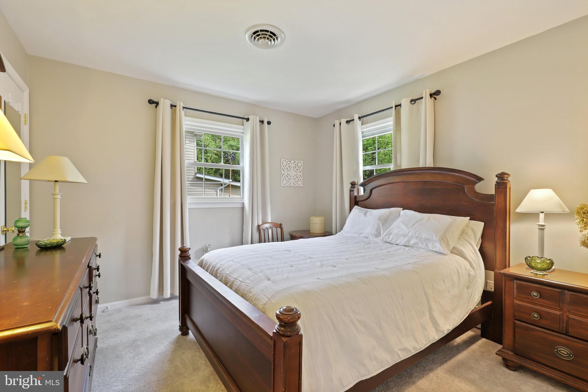 3905 Findley Road Woodbridge, VA 22193 - Photo 15 of 34 Gallery Image 15
