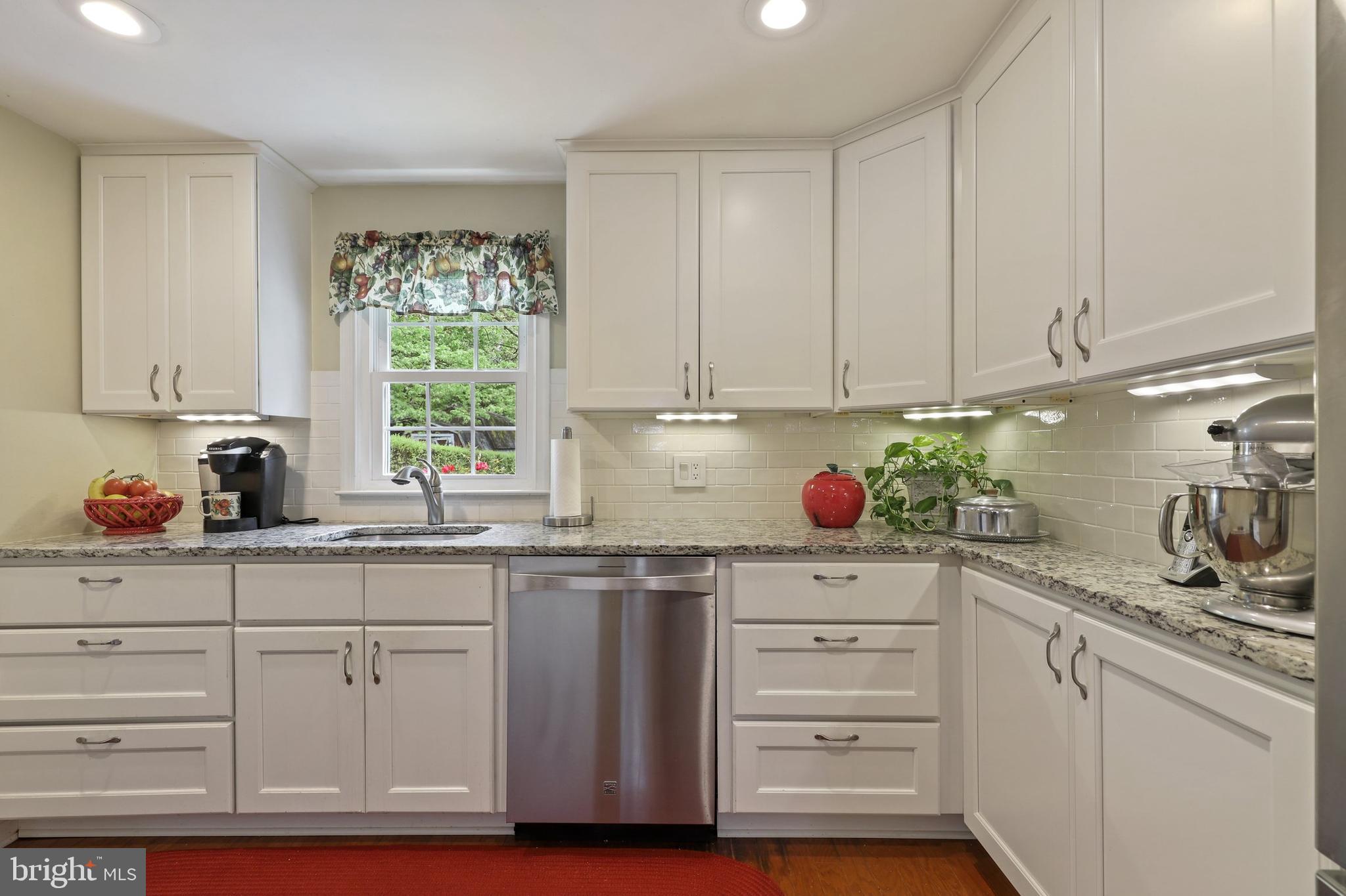 3905 Findley Road Woodbridge, VA 22193 - Photo 24 of 34 Gallery Image 24