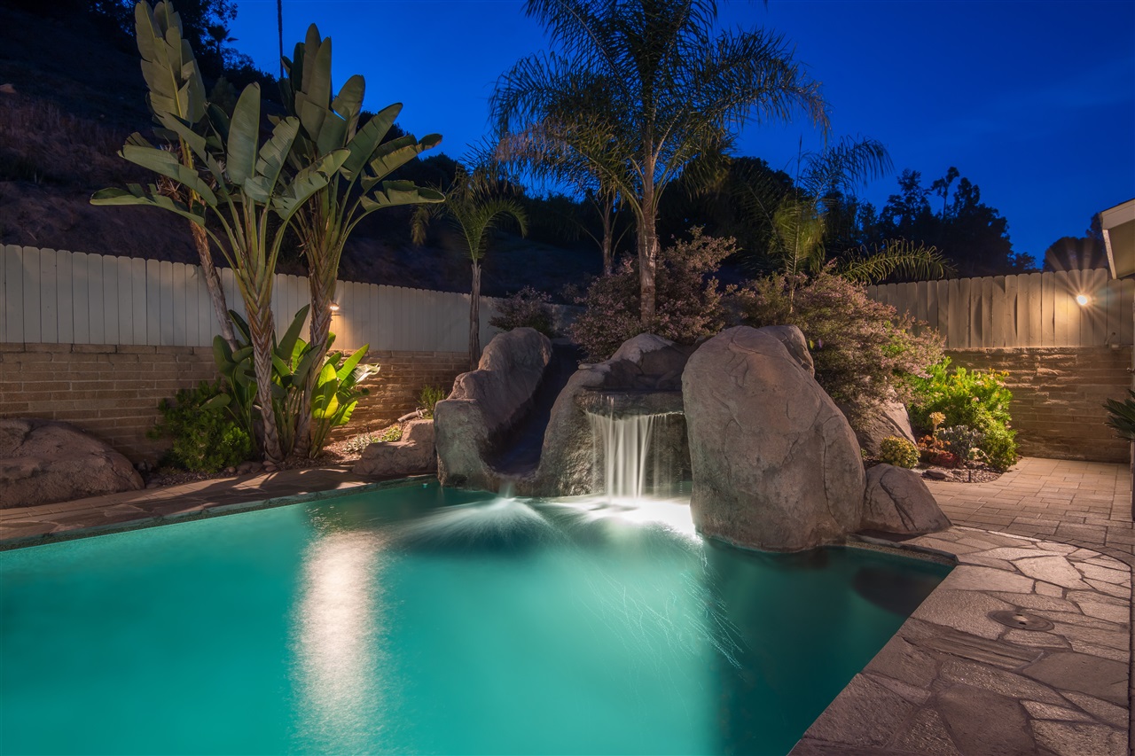 11702 Shadowglen Road El Cajon, CA 92020 - Photo 1 of 25 Gallery Image 1