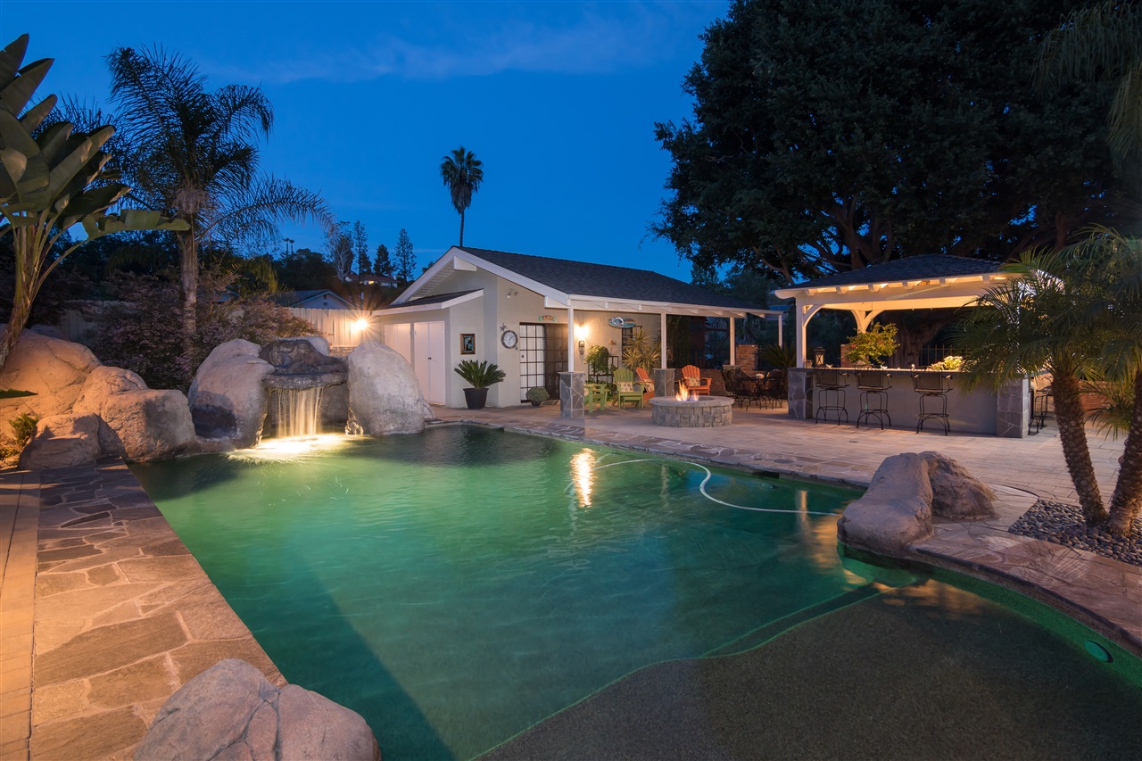 11702 Shadowglen Road El Cajon, CA 92020 - Photo 6 of 25 Gallery Image 6