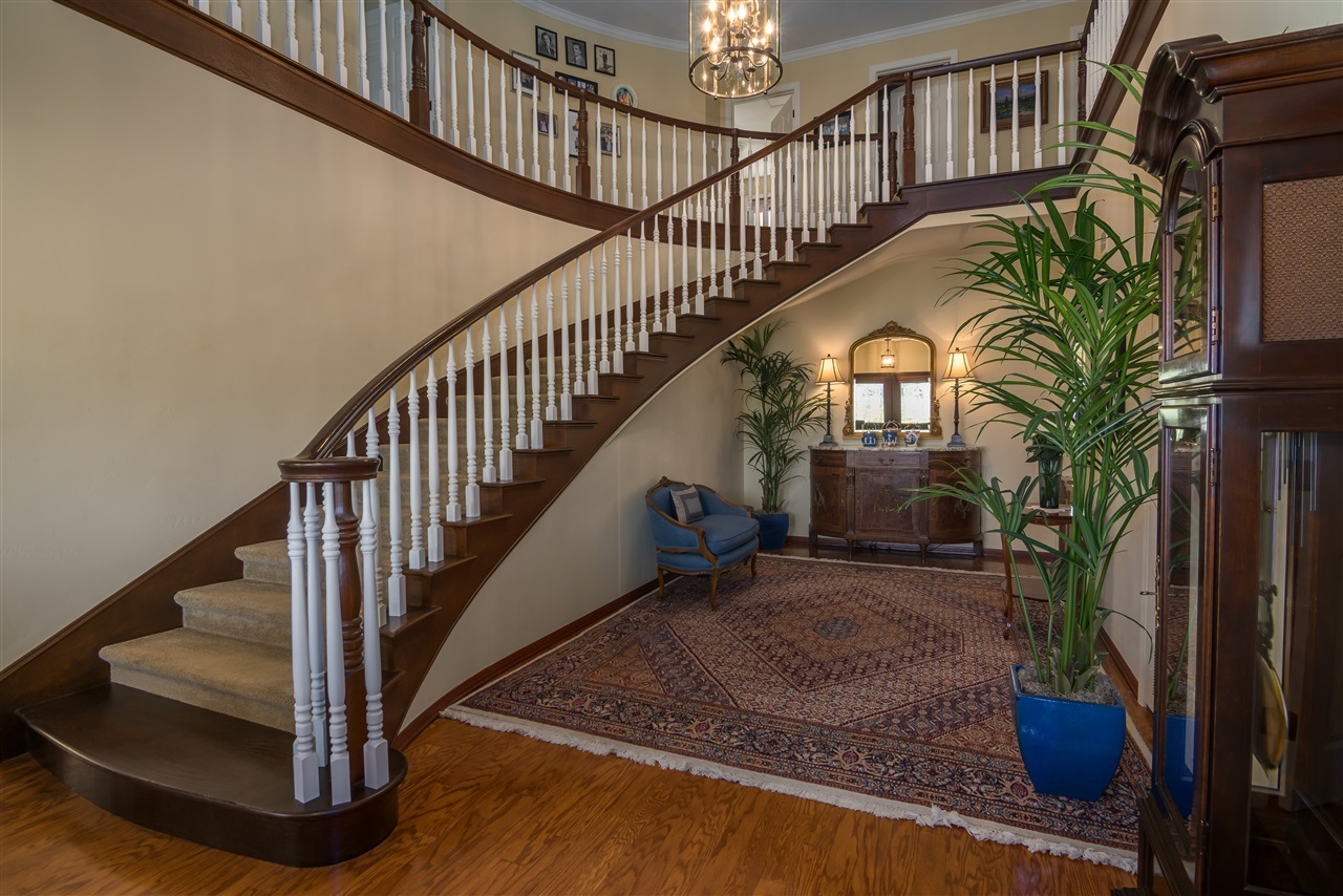 11702 Shadowglen Road El Cajon, CA 92020 - Photo 10 of 25 Gallery Image 10
